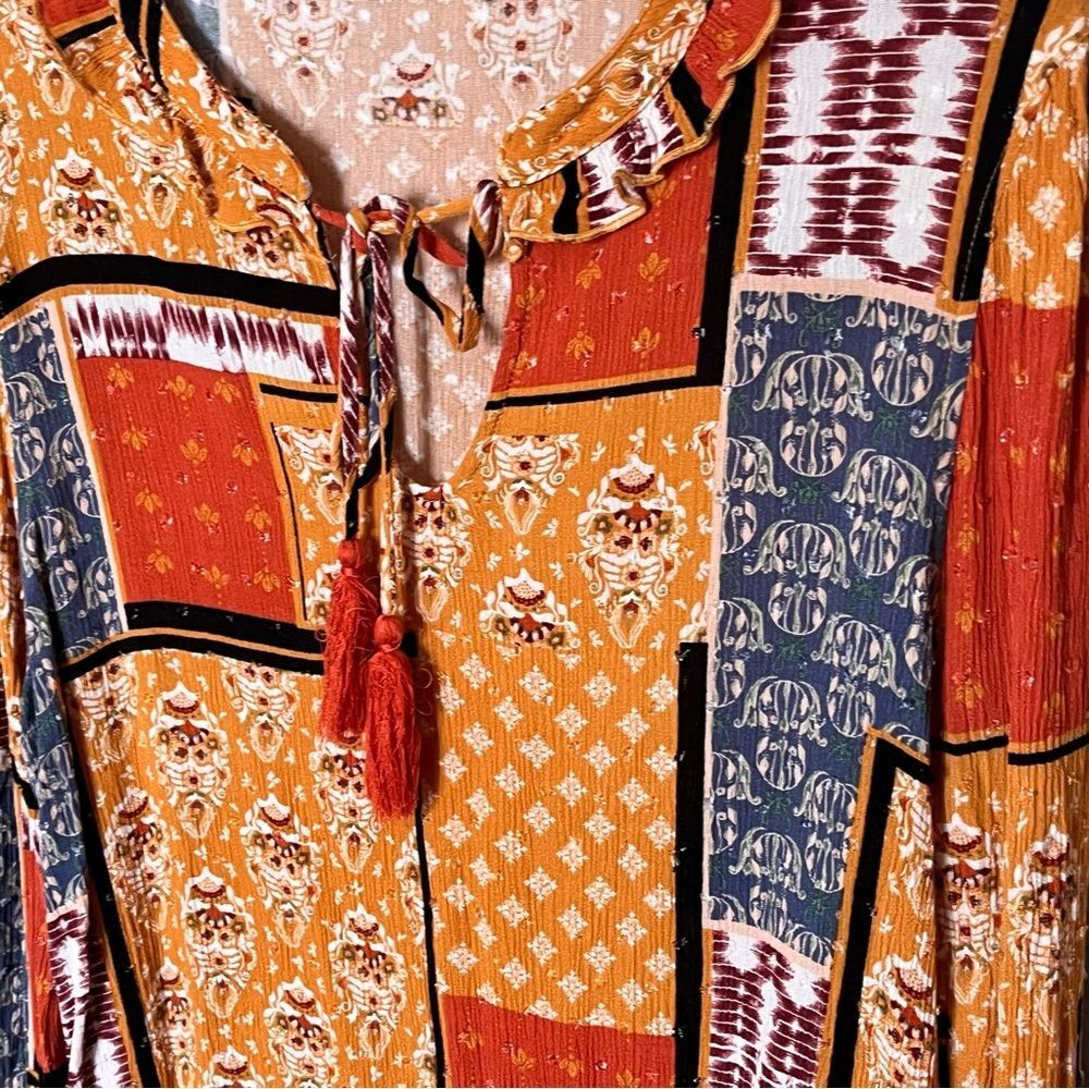 Cloth & Portrait Long Sleeve Multicolor Patchwork Top with Tassel Size Large - Picture 4 of 9